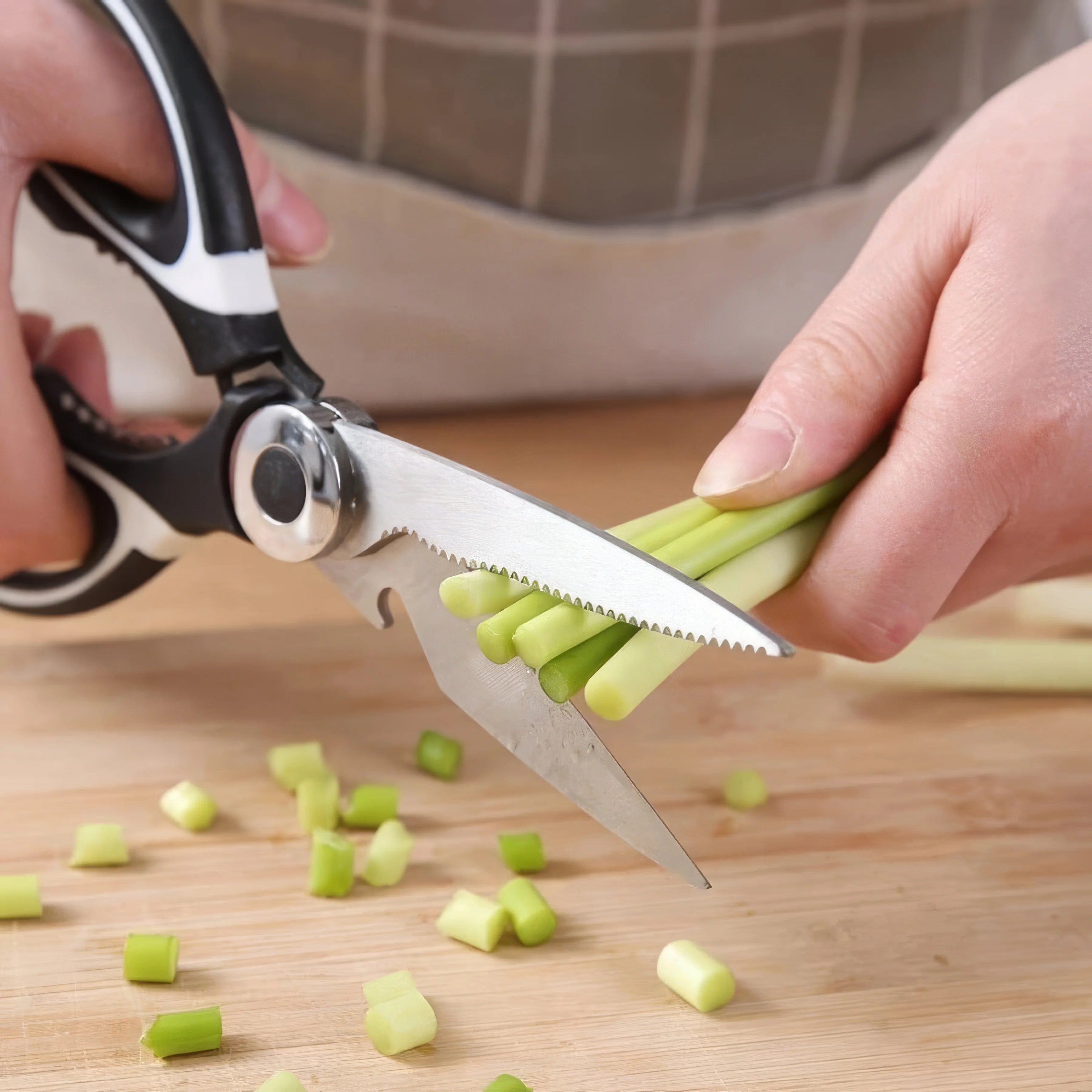 Heavy-Duty Kitchen Scissors - Sharp Poultry and Meat Shears