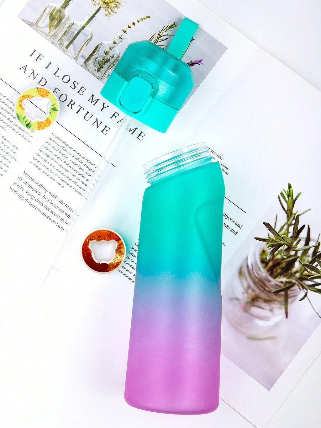 Flavored Water Bottle - 650ml Frosted Black with Scent Pod