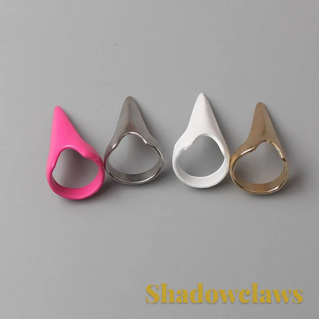 Gr8est Shadowclaws steampunk claw rings in pink, silver, white, and gold zinc alloy for Halloween costumes.